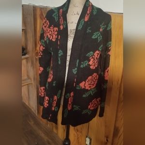 🔮 Rose Design Knit Cardigan